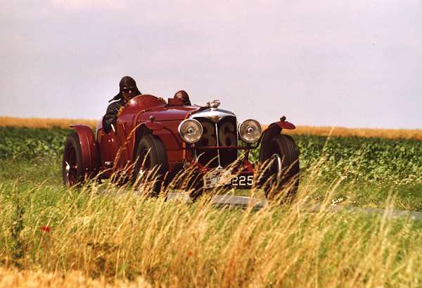 Riley Racing Sport 31